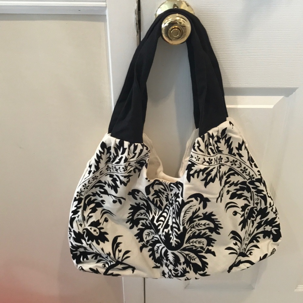 Moda cream and black bag